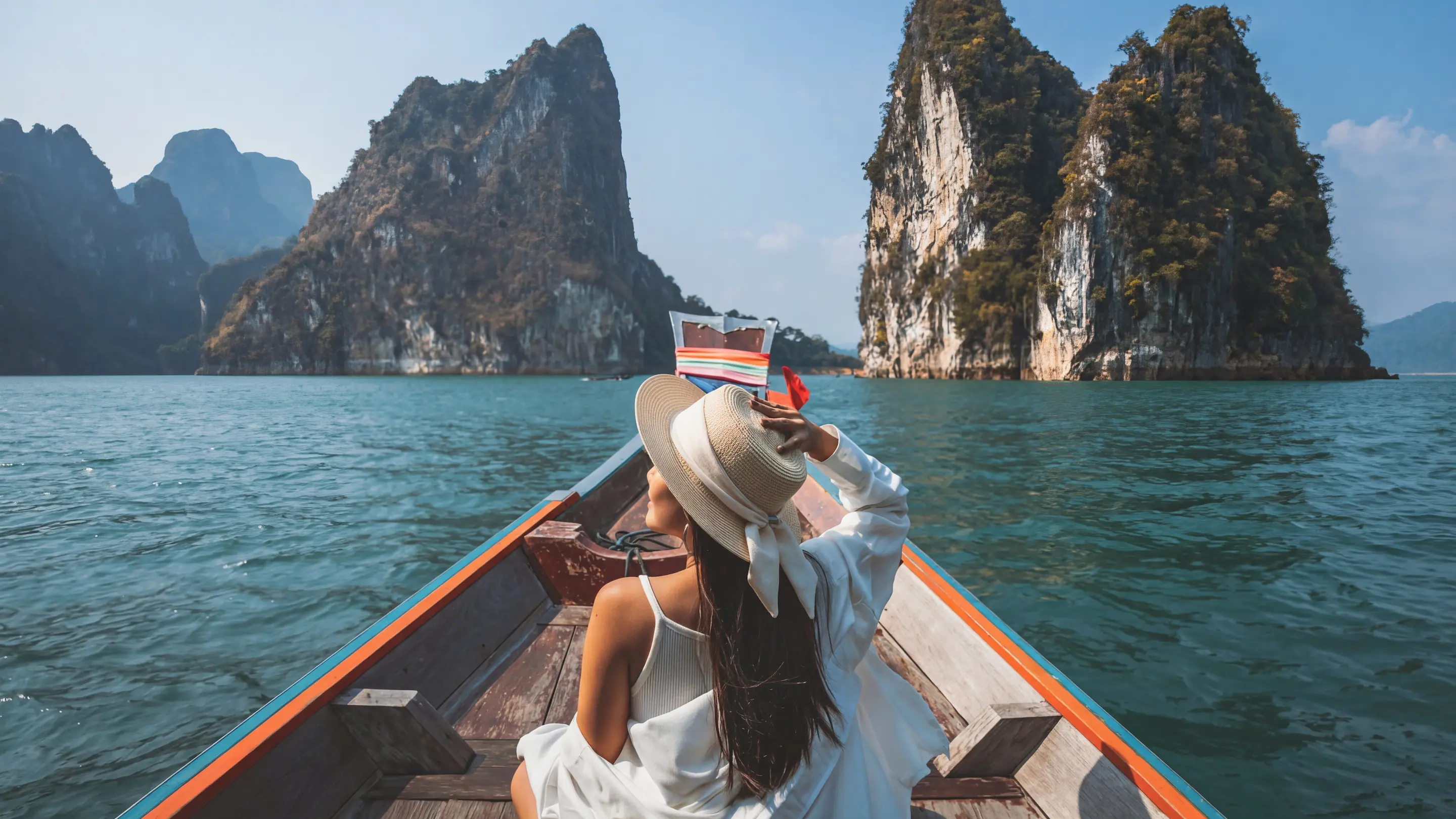 AI styling for Travel occasions — Style Math